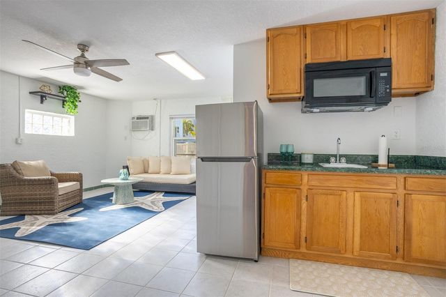 545 PINELLAS BAYWAY S 301, St Petersburg, FL 33715