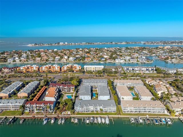 545 PINELLAS BAYWAY S 301, St Petersburg, FL 33715