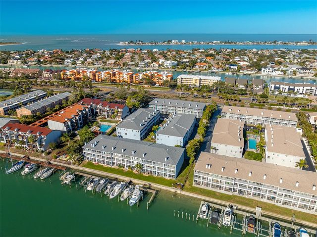 545 PINELLAS BAYWAY S 301, St Petersburg, FL 33715