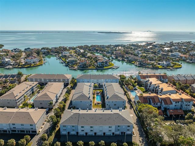 545 PINELLAS BAYWAY S 301, St Petersburg, FL 33715