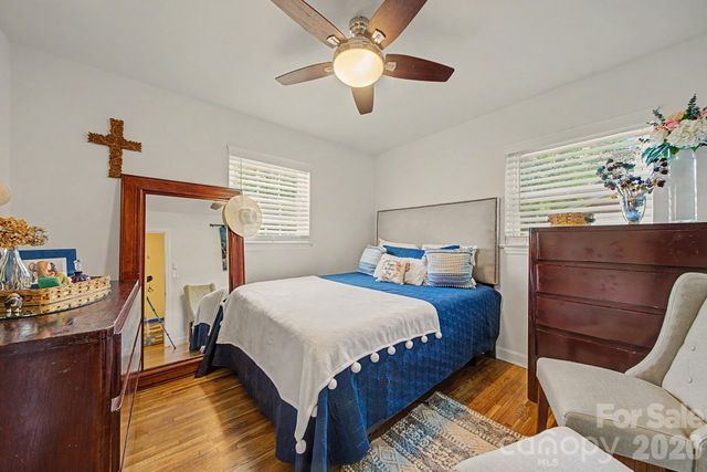 5127 Hoover Drive, Charlotte, NC 28269