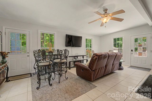 5127 Hoover Drive, Charlotte, NC 28269