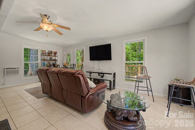 5127 Hoover Drive, Charlotte, NC 28269