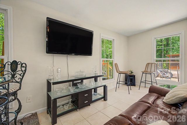 5127 Hoover Drive, Charlotte, NC 28269
