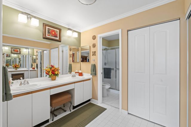 3327 Jog Park Drive 4022, Greenacres, FL 33467