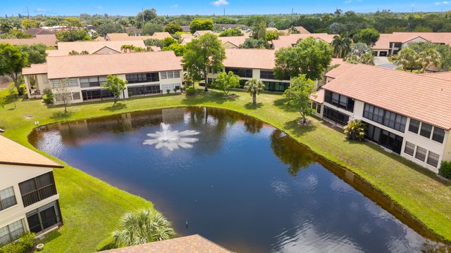 3327 Jog Park Drive 4022, Greenacres, FL 33467