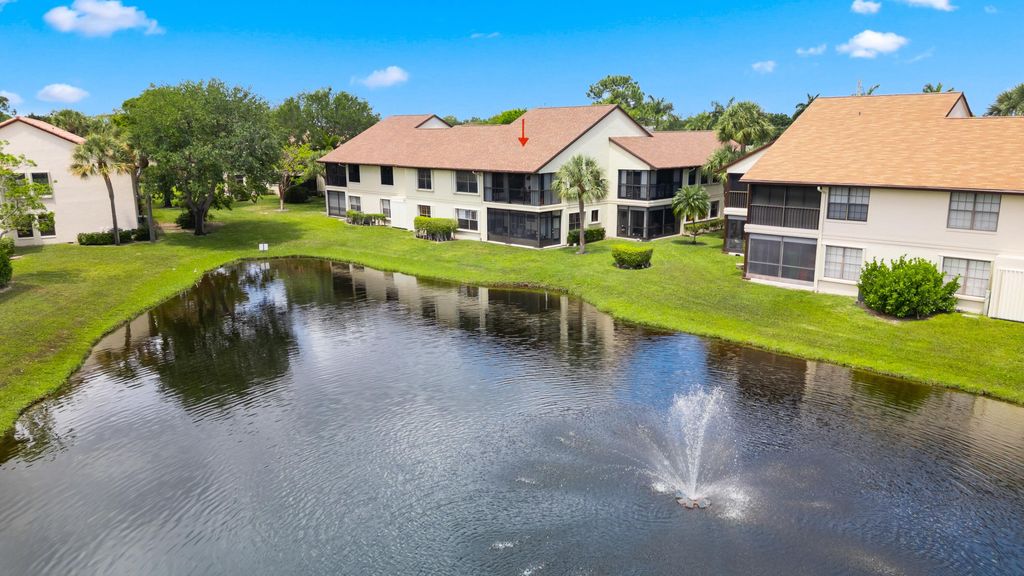 3327 Jog Park Drive 4022, Greenacres, FL 33467