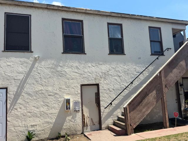 330 N Abby Street, Fresno, CA 93701