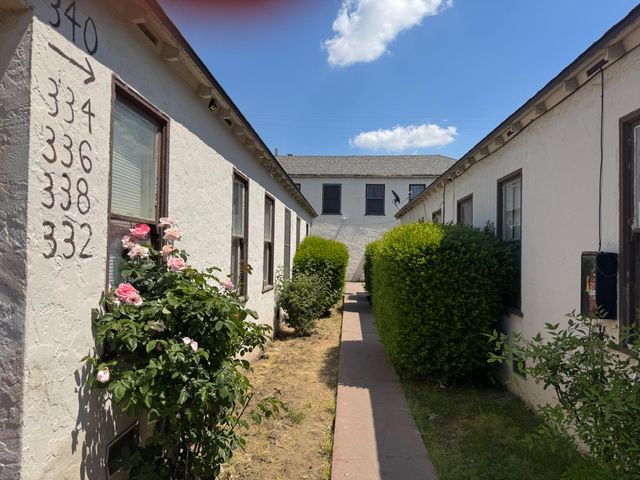 330 N Abby Street, Fresno, CA 93701