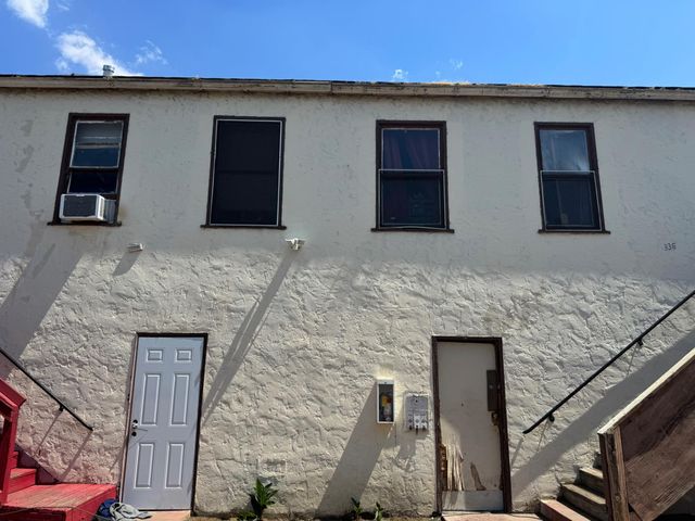 330 N Abby Street, Fresno, CA 93701