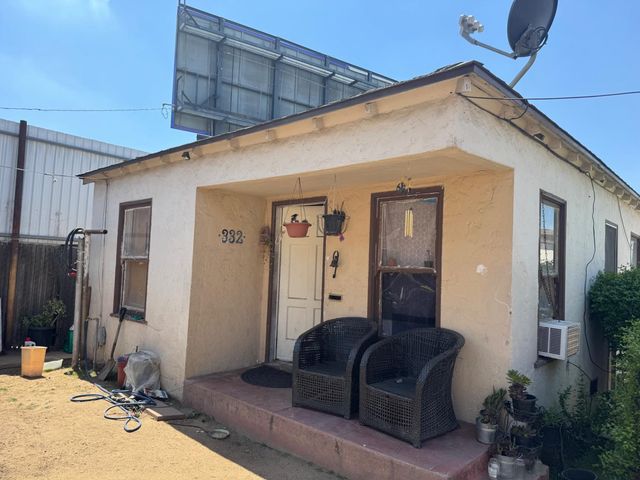 330 N Abby Street, Fresno, CA 93701