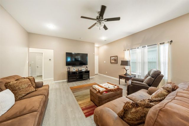 306 Helen Street, Cleveland, TX 77328