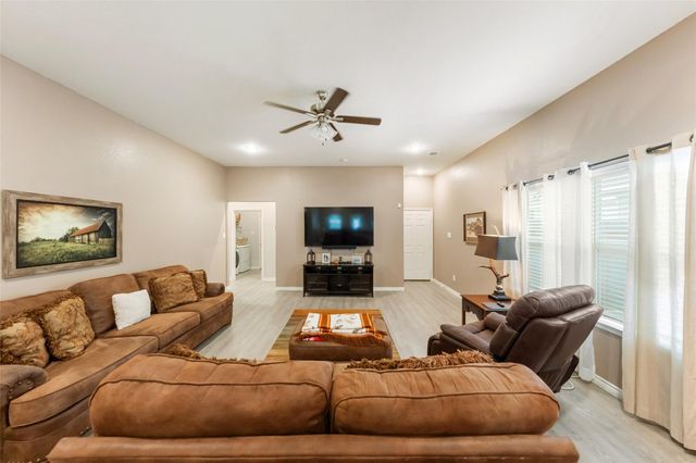 306 Helen Street, Cleveland, TX 77328