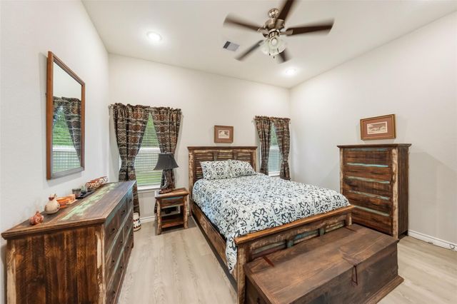 306 Helen Street, Cleveland, TX 77328
