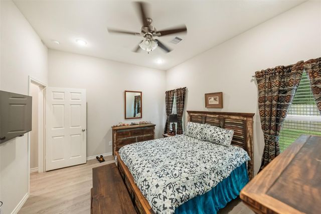 306 Helen Street, Cleveland, TX 77328