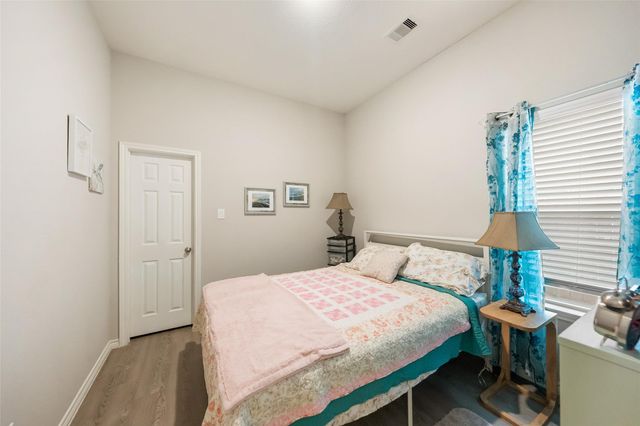 306 Helen Street, Cleveland, TX 77328