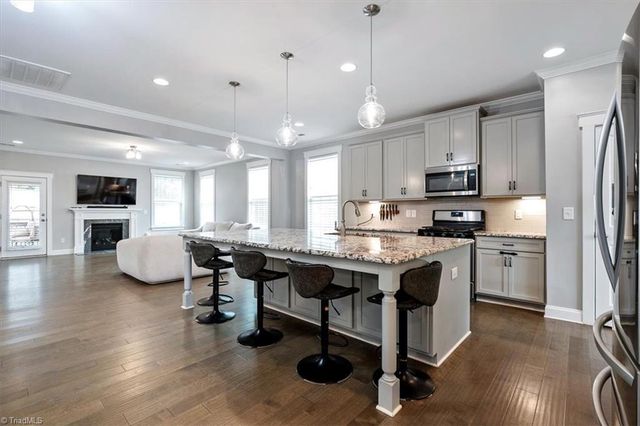 3228 Castlerock Drive, Burlington, NC 27215