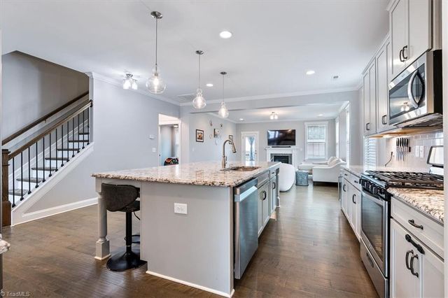 3228 Castlerock Drive, Burlington, NC 27215