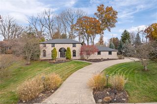3675 Country Club Drive, Silver Lake, OH 44224