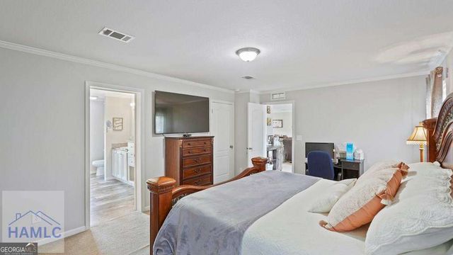 876 Hires Road, Jesup, GA 31545