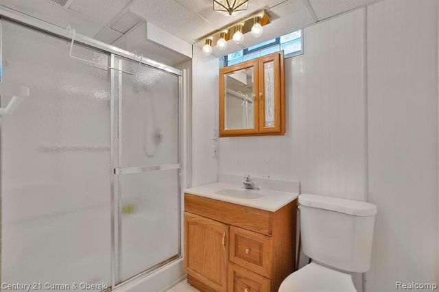 27227 W Pleasant Ridge Street, Dearborn Heights, MI 48127