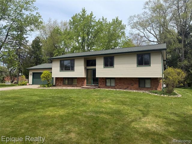 51600 Shelby Road, Shelby Twp, MI 48316