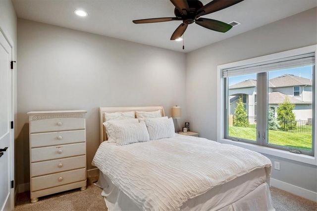 1908 NE Catalina Avenue, Lee's Summit, MO 64064