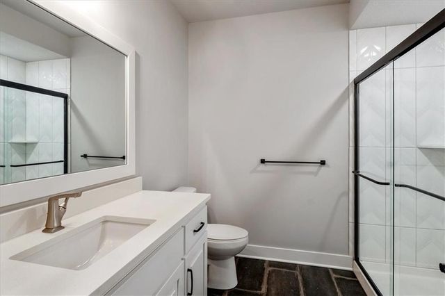 1908 NE Catalina Avenue, Lee's Summit, MO 64064