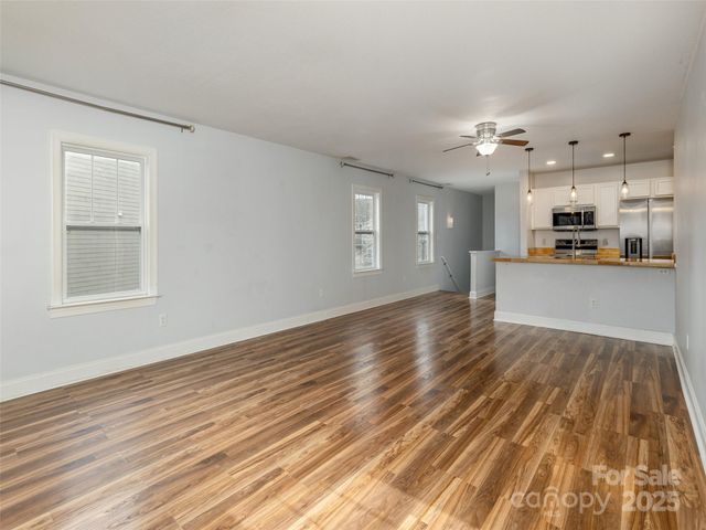 40 Foxden Drive 204, Fletcher, NC 28732