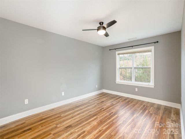 40 Foxden Drive 204, Fletcher, NC 28732