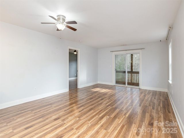 40 Foxden Drive 204, Fletcher, NC 28732