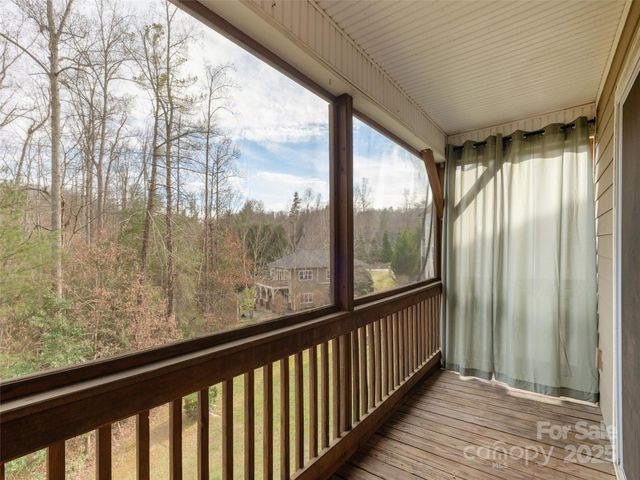 40 Foxden Drive 204, Fletcher, NC 28732