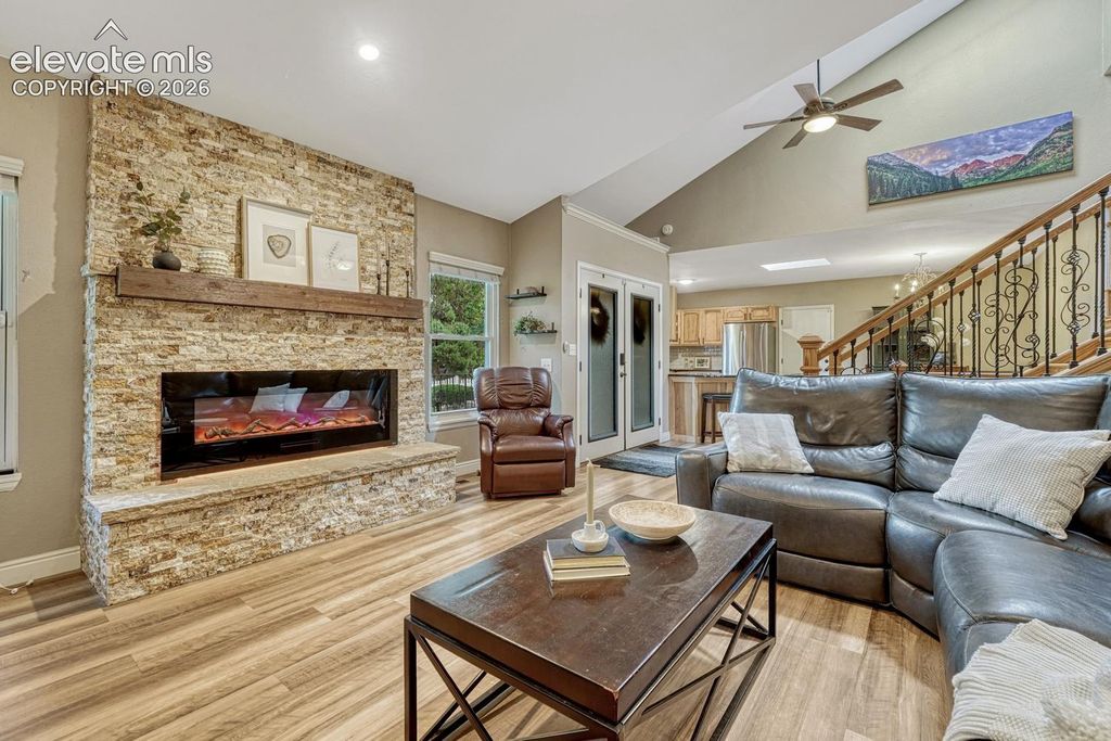 3960 Vondelpark Place, Colorado Springs, CO 80907 — photo 5