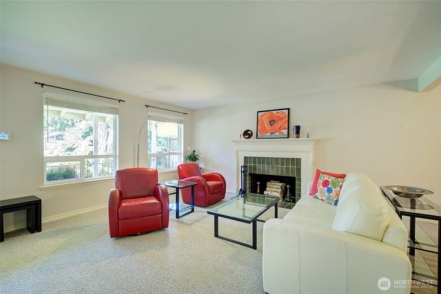 4204 SW 315th Street, Federal Way, WA 98023