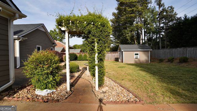 3662 Bowbridge Lane, Snellville, GA 30039