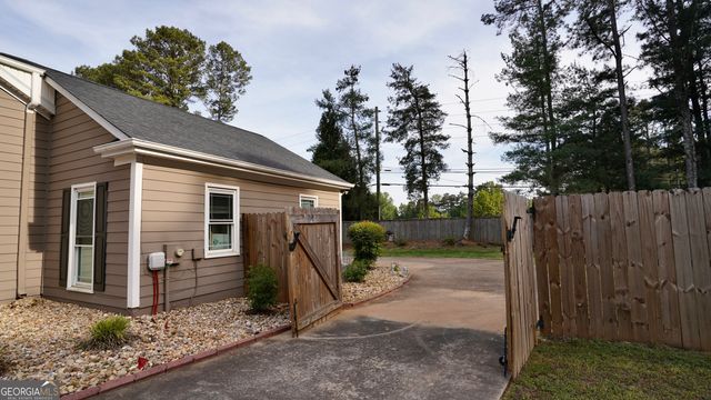 3662 Bowbridge Lane, Snellville, GA 30039