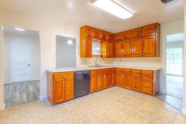 7309 S 46th STREET, Franklin, WI 53132