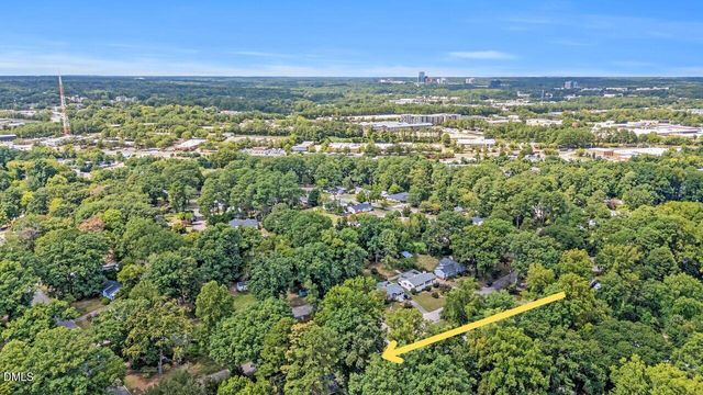 2110 Woodview Drive, Raleigh, NC 27604