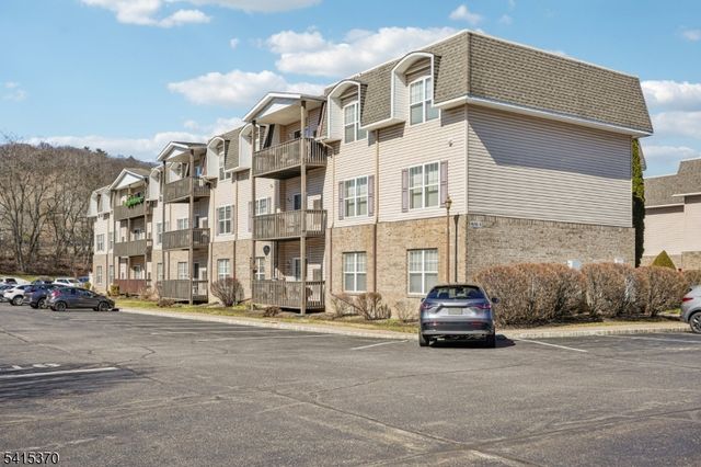 617 Cannella Way, Riverdale Boro, NJ 07457