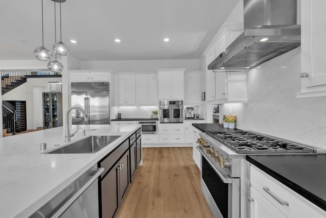 14873 Amber Grove Ct, Folsom, CA 95630