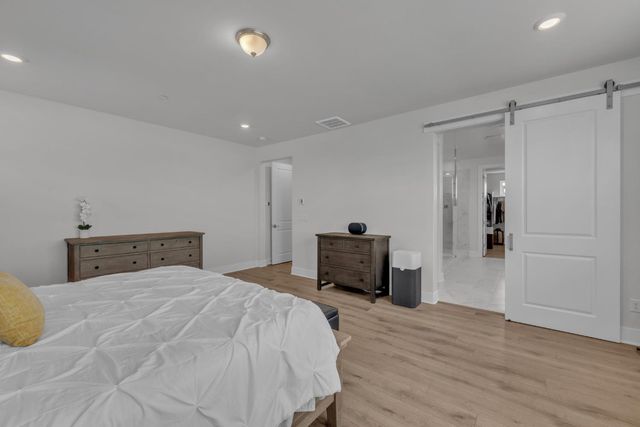 14873 Amber Grove Ct, Folsom, CA 95630