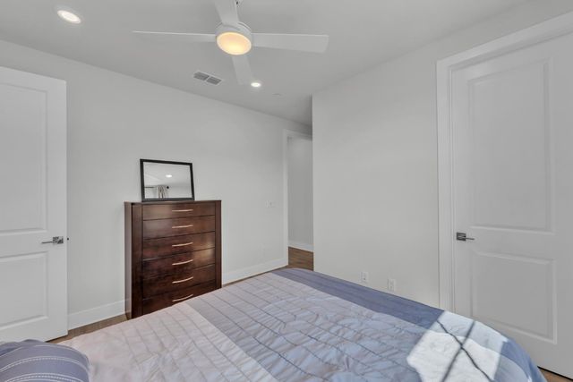 14873 Amber Grove Ct, Folsom, CA 95630