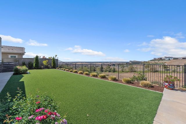 14873 Amber Grove Ct, Folsom, CA 95630