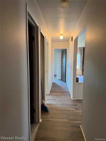 36675 Engleside Drive, Sterling Heights, MI 48310