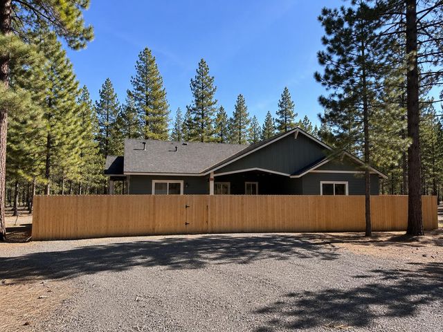 15205 Ponderosa Loop, La Pine, OR 97739