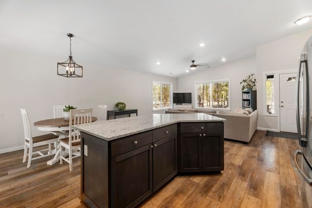 15205 Ponderosa Loop, La Pine, OR 97739