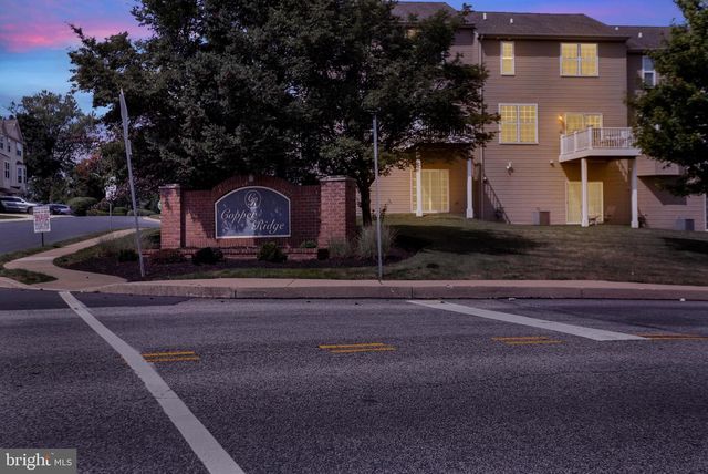 8 INDIANA CIR, Lemoyne, PA 17043