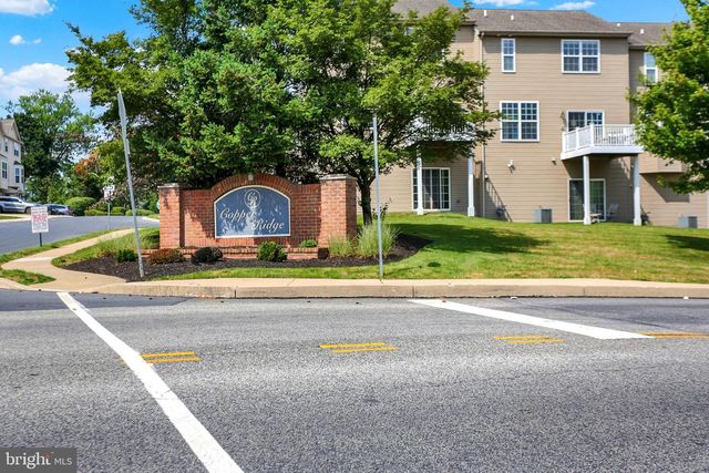 8 INDIANA CIR, Lemoyne, PA 17043