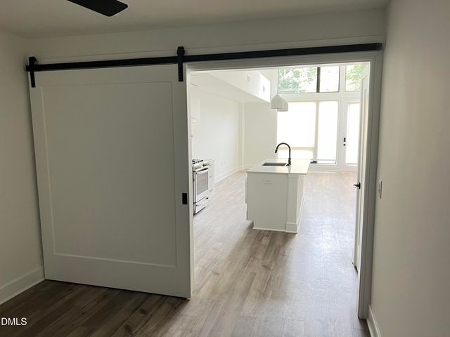 615 Daniels Street 112, Raleigh, NC 27605