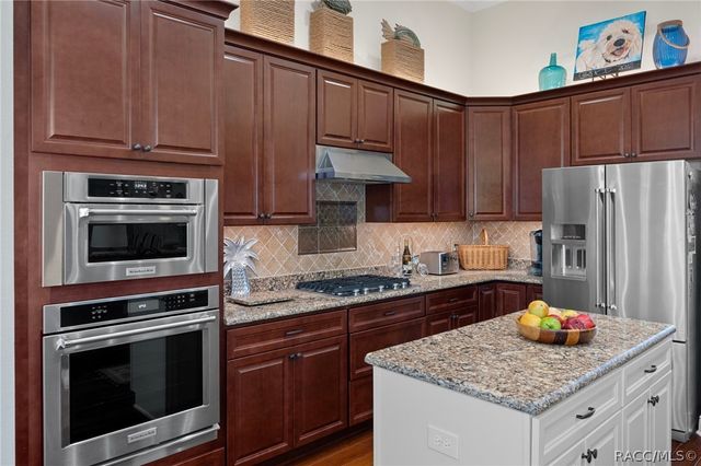 907 N Hunt Club Drive, Hernando, FL 34442